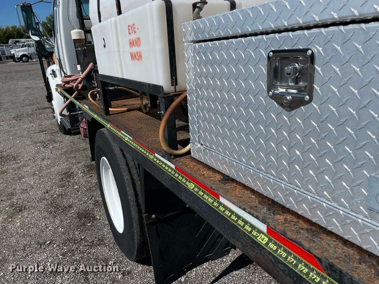 image for item LV9109 2003 Sterling Acterra  sprayer truck