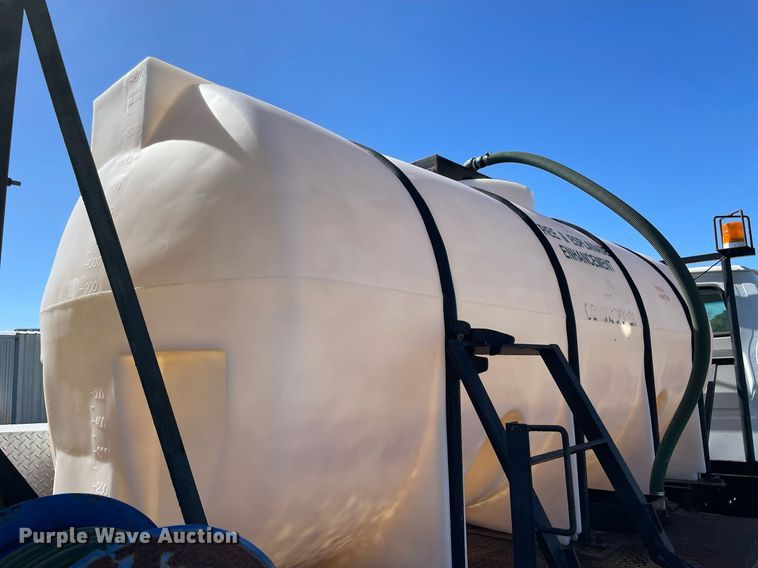 image for item LV9109 2003 Sterling Acterra  sprayer truck