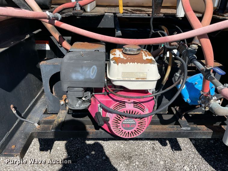 image for item LV9109 2003 Sterling Acterra  sprayer truck