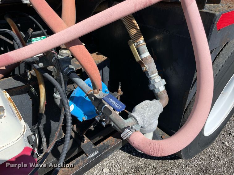 image for item LV9109 2003 Sterling Acterra  sprayer truck