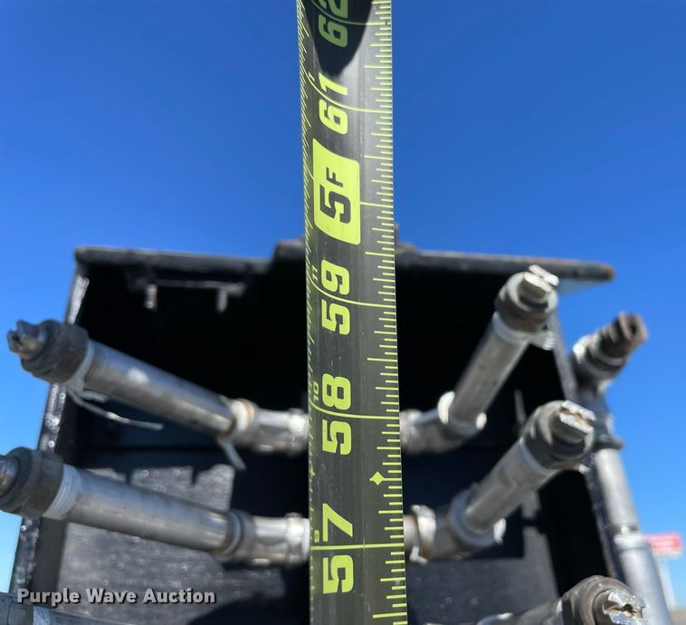 image for item LV9109 2003 Sterling Acterra  sprayer truck