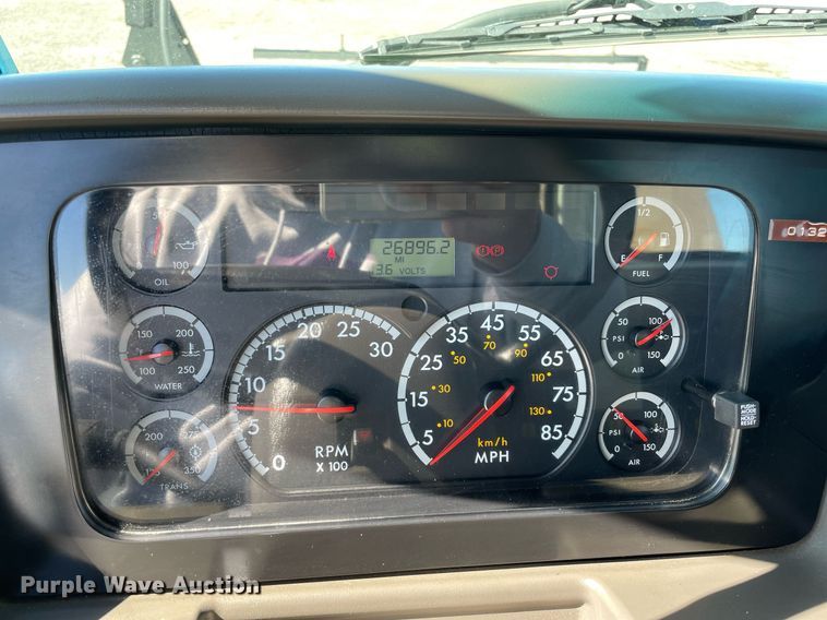 image for item LV9109 2003 Sterling Acterra  sprayer truck