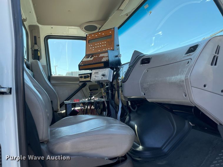 image for item LV9109 2003 Sterling Acterra  sprayer truck