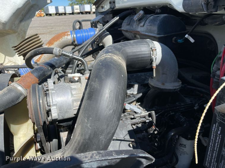 image for item LV9109 2003 Sterling Acterra  sprayer truck