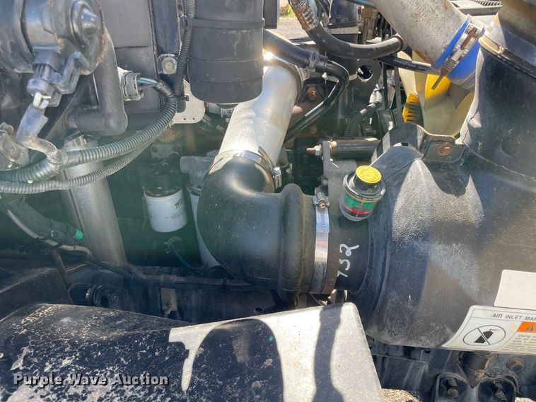 image for item LV9109 2003 Sterling Acterra  sprayer truck