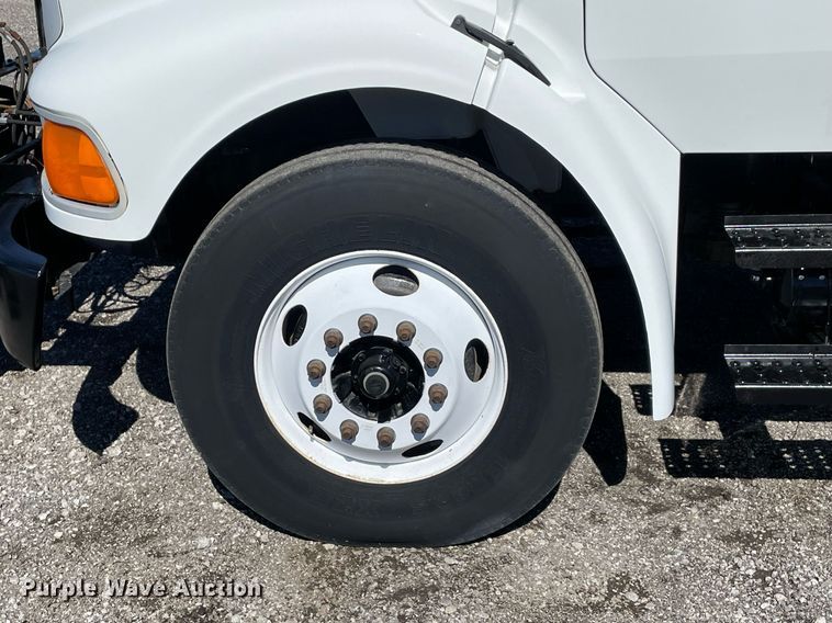 image for item LV9109 2003 Sterling Acterra  sprayer truck