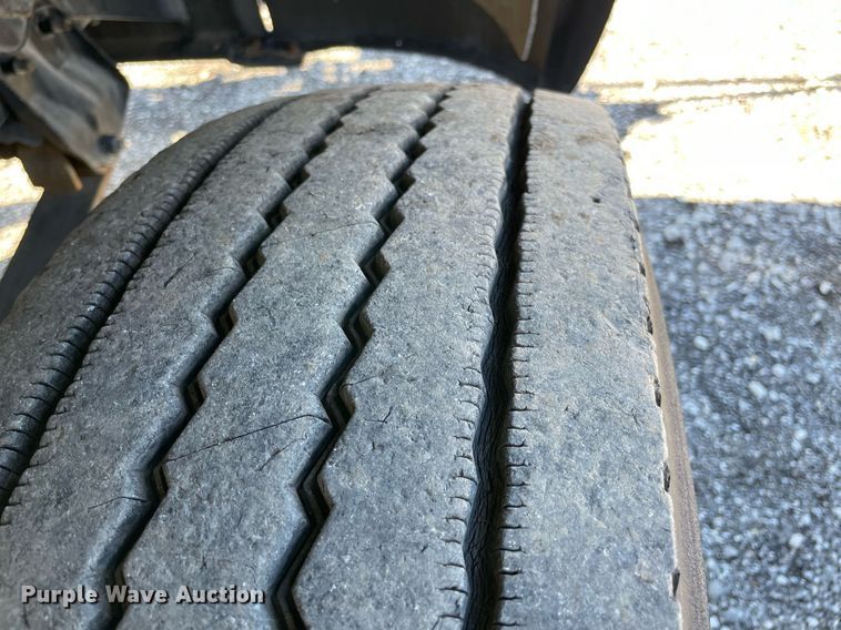 image for item LV9109 2003 Sterling Acterra  sprayer truck