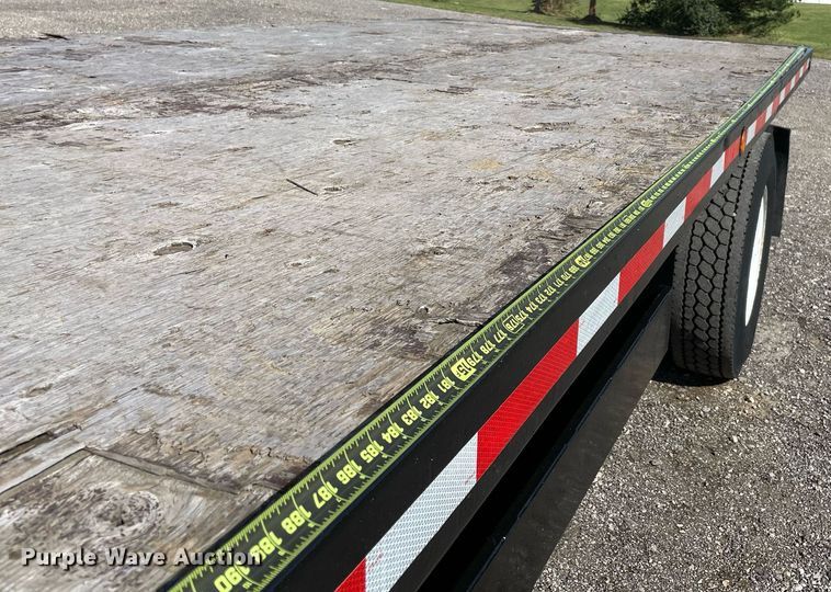 image for item LV9117 2007 Ford F650  flatbed truck