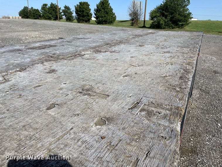 image for item LV9117 2007 Ford F650  flatbed truck