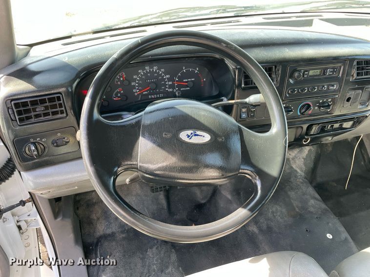 image for item LV9117 2007 Ford F650  flatbed truck