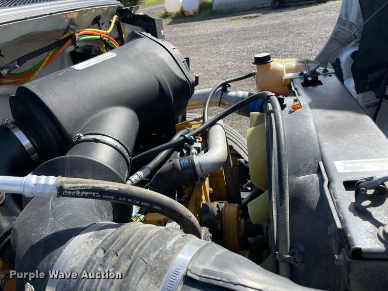 image for item LV9117 2007 Ford F650  flatbed truck