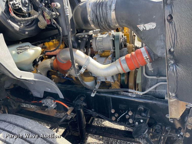 image for item LV9117 2007 Ford F650  flatbed truck