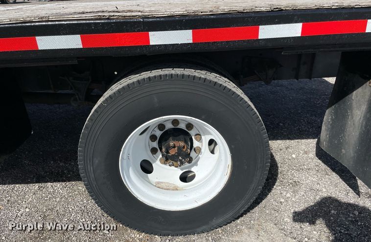 image for item LV9117 2007 Ford F650  flatbed truck
