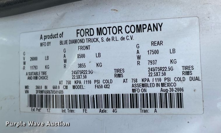 image for item LV9117 2007 Ford F650  flatbed truck