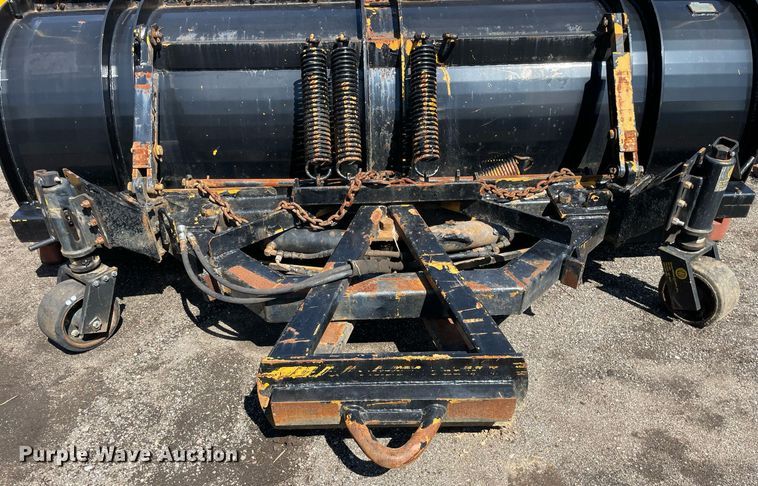 image for item LV9884 Glendhil  snow plow