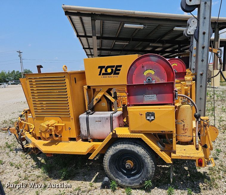 image for item LW9665 2001 TSE International UP70B  cable puller