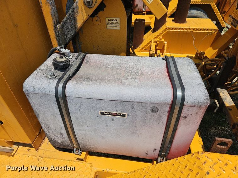 image for item LW9665 2001 TSE International UP70B  cable puller