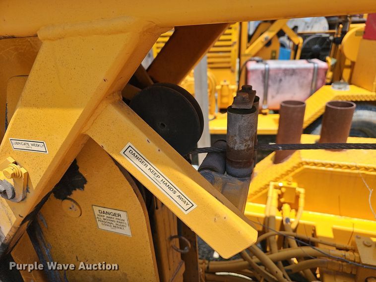 image for item LW9665 2001 TSE International UP70B  cable puller