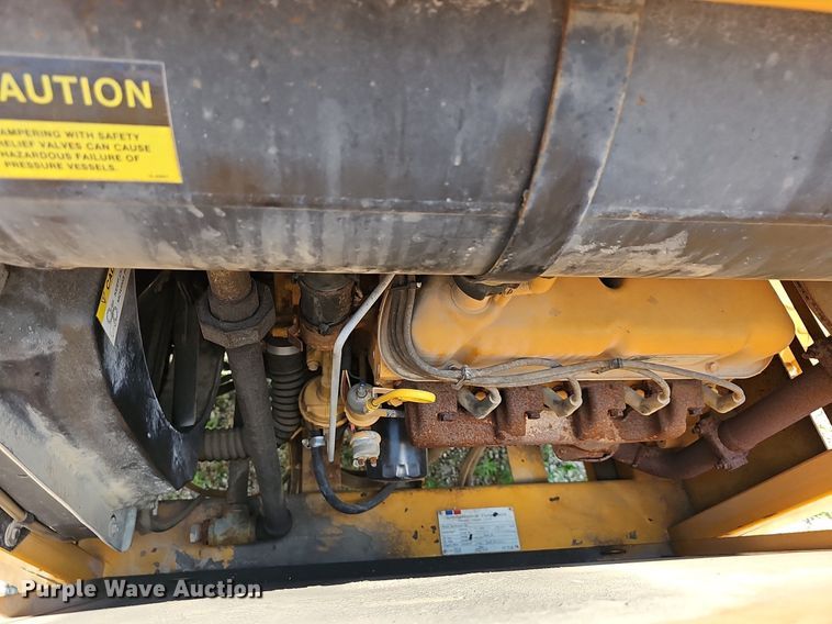 image for item LW9665 2001 TSE International UP70B  cable puller