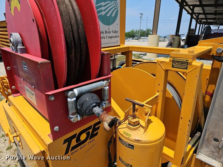 image for item LW9666 2003 TSE International UP70B  cable puller