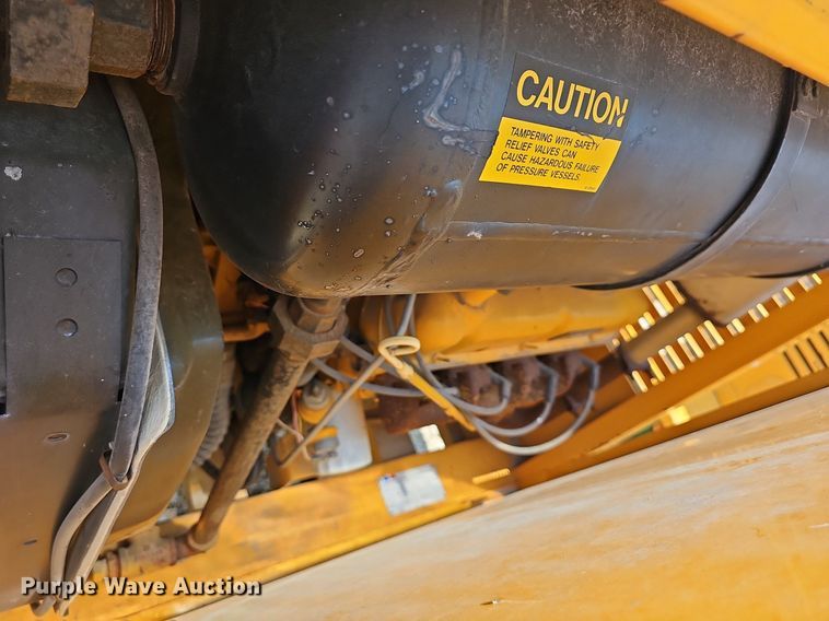 image for item LW9666 2003 TSE International UP70B  cable puller