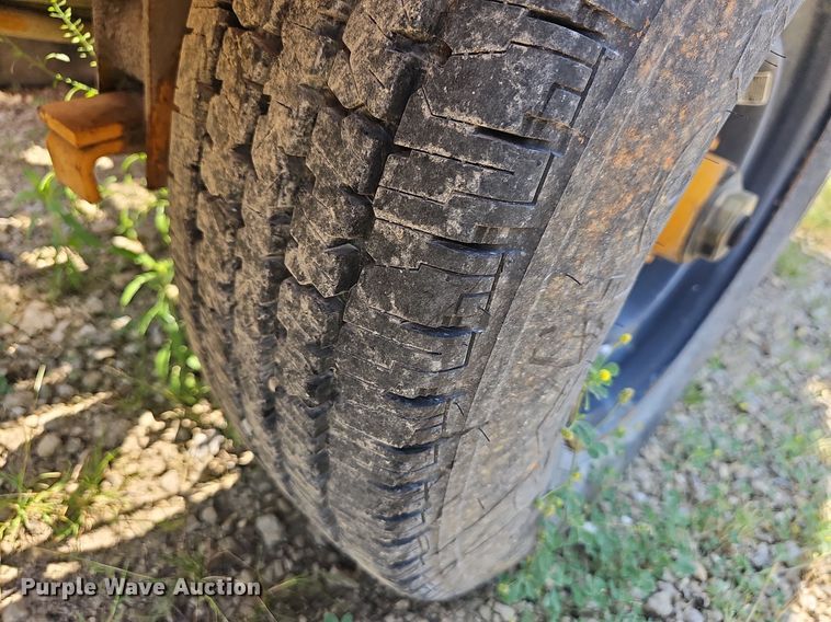 image for item LW9666 2003 TSE International UP70B  cable puller