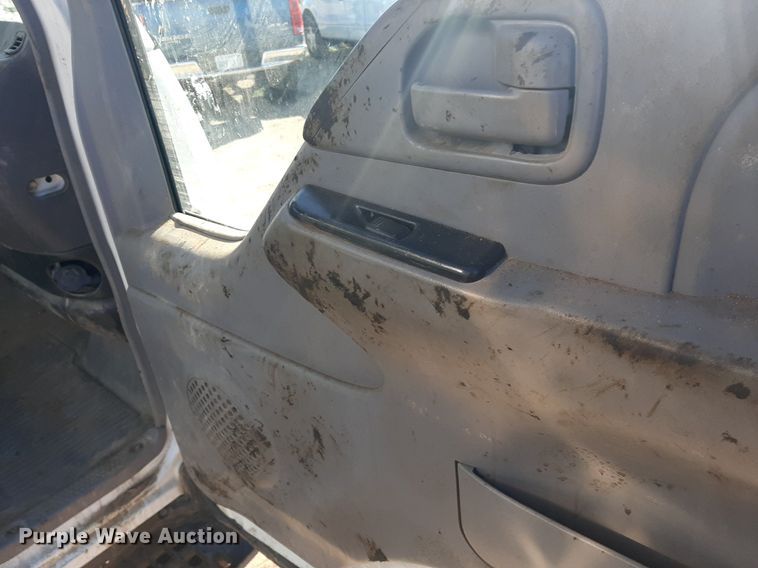 image for item LX9794 2006 Isuzu NPR  box truck