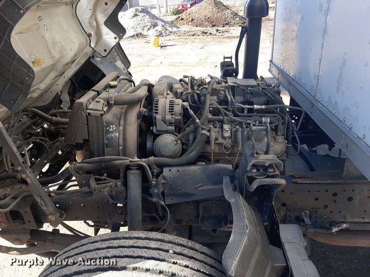 image for item LX9794 2006 Isuzu NPR  box truck