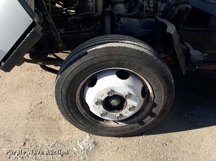 image for item LX9794 2006 Isuzu NPR  box truck