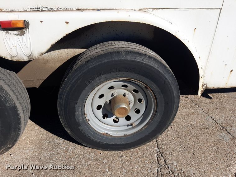 image for item LX9795 2012 W-W  enclosed cargo trailer