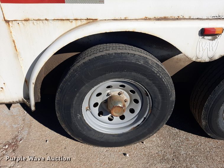 image for item LX9795 2012 W-W  enclosed cargo trailer