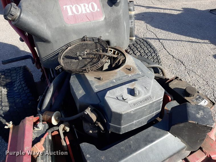 image for item LX9799 2009 Toro GrandStand 74558  ZTR lawn mower