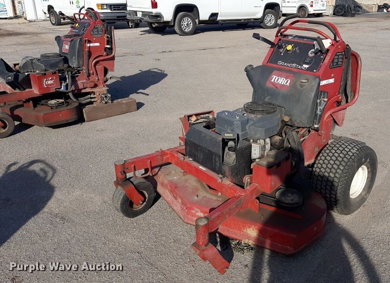 image for item LX9800 2009 Toro GrandStand 74558  ZTR lawn mower