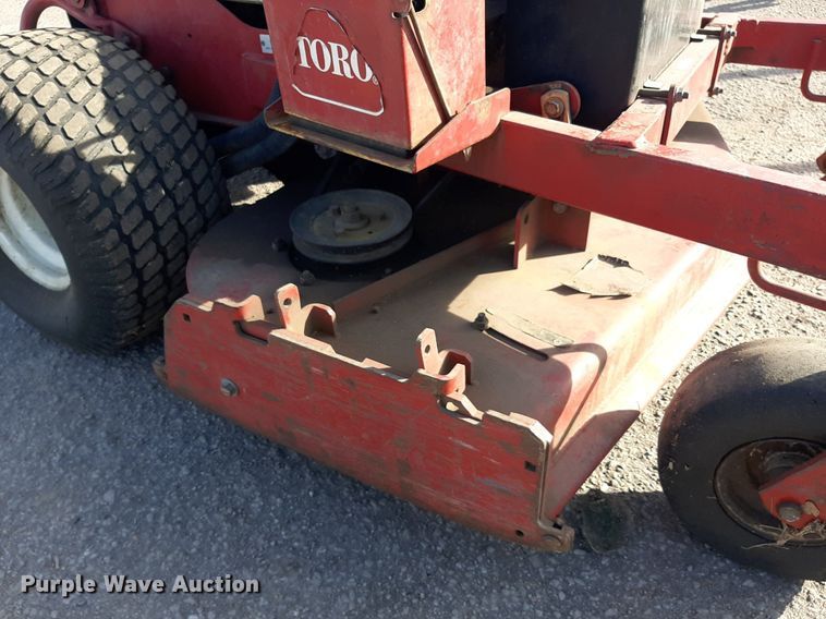 image for item LX9800 2009 Toro GrandStand 74558  ZTR lawn mower