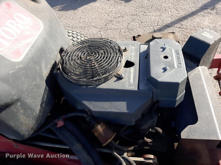 image for item LX9800 2009 Toro GrandStand 74558  ZTR lawn mower