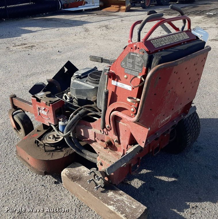 image for item LX9801 2011 Toro Grandstand 74538  ZTR lawn mower