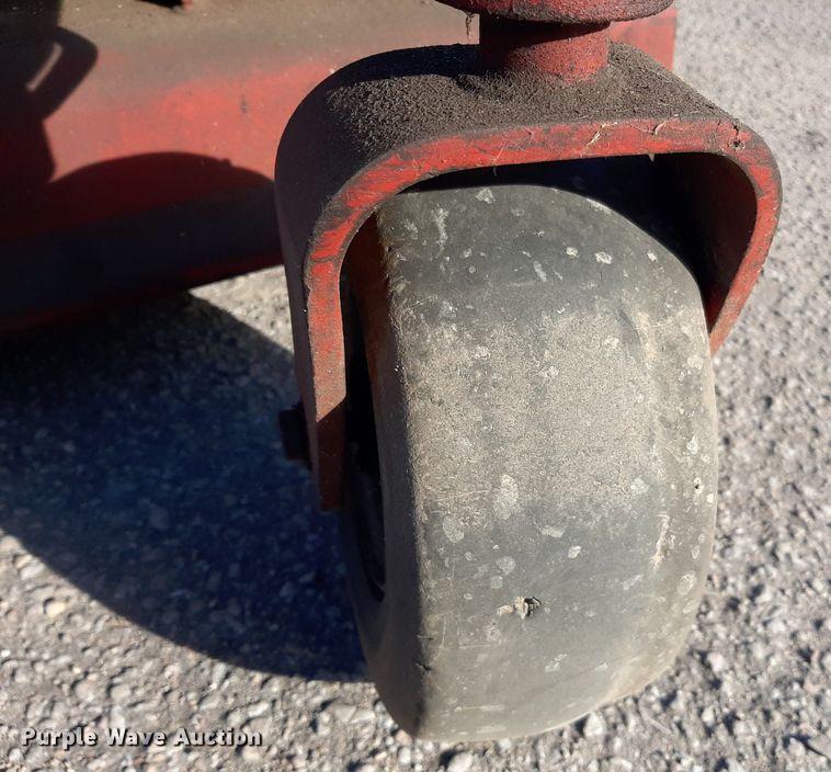 image for item LX9801 2011 Toro Grandstand 74538  ZTR lawn mower