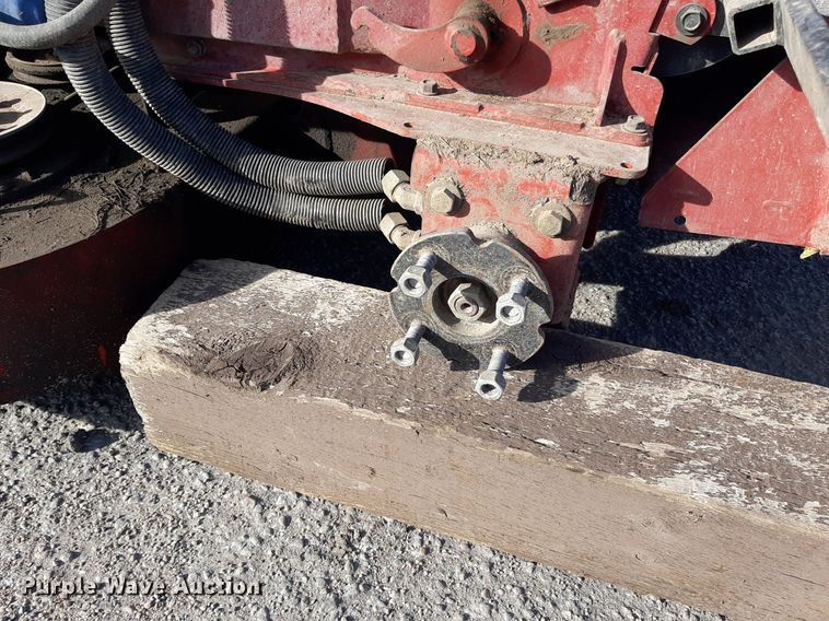 image for item LX9801 2011 Toro Grandstand 74538  ZTR lawn mower