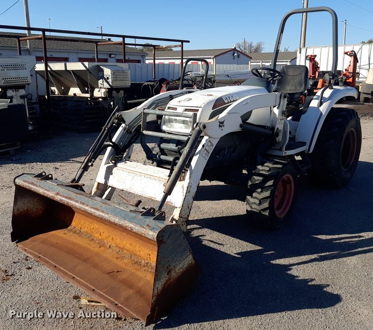 image for item LX9805 2008 Bobcat CT335  MFWD tractor