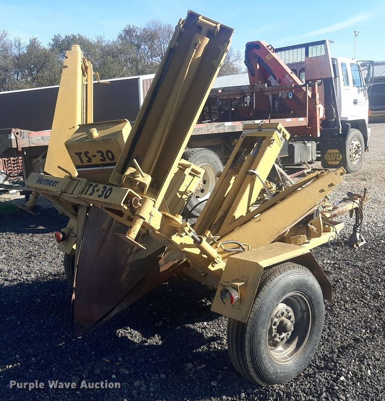 image for item LX9808 1992 Vermeer TS30  tree spade