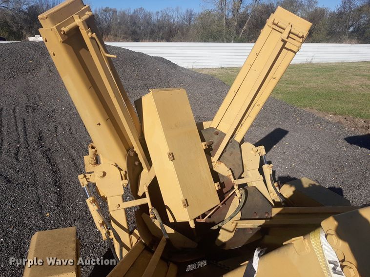 image for item LX9808 1992 Vermeer TS30  tree spade