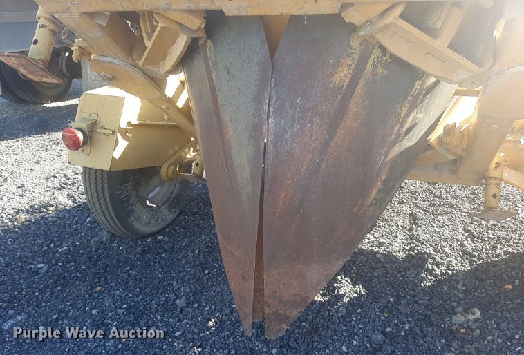 image for item LX9808 1992 Vermeer TS30  tree spade