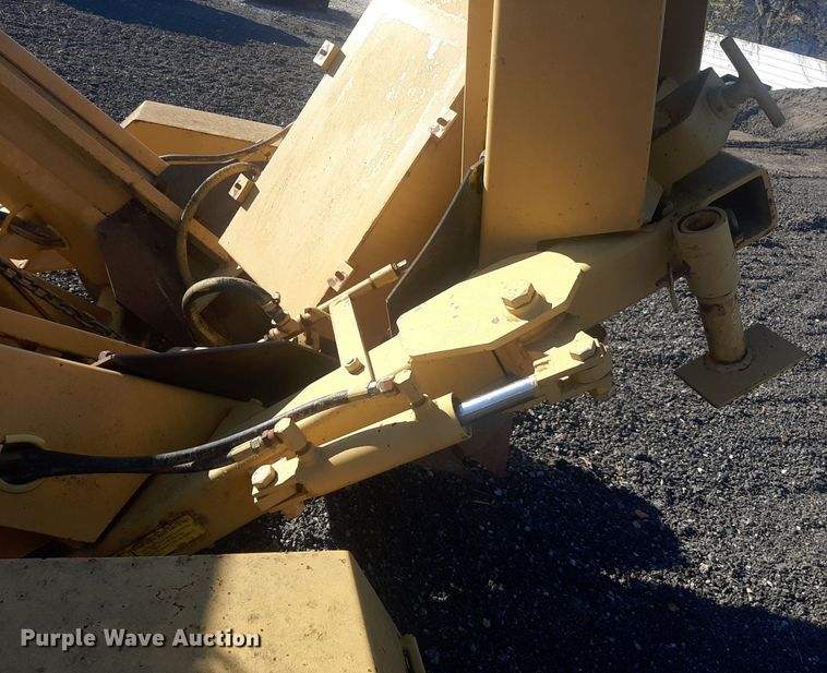 image for item LX9808 1992 Vermeer TS30  tree spade