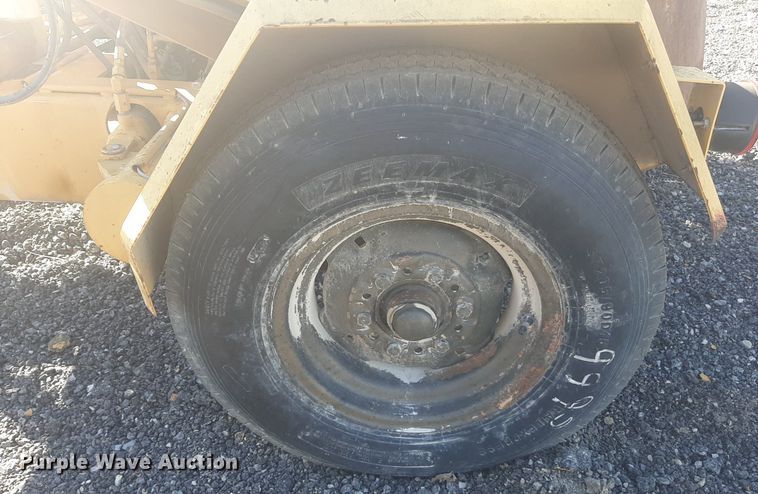 image for item LX9808 1992 Vermeer TS30  tree spade