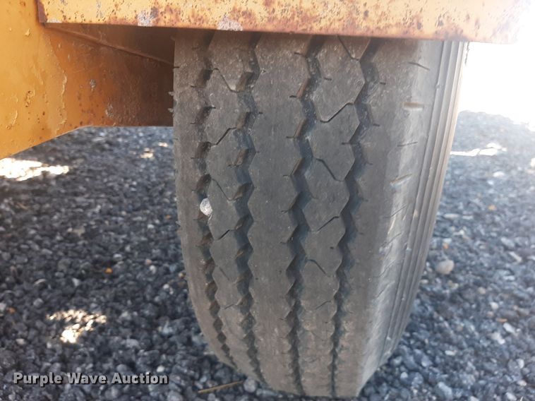 image for item LX9808 1992 Vermeer TS30  tree spade