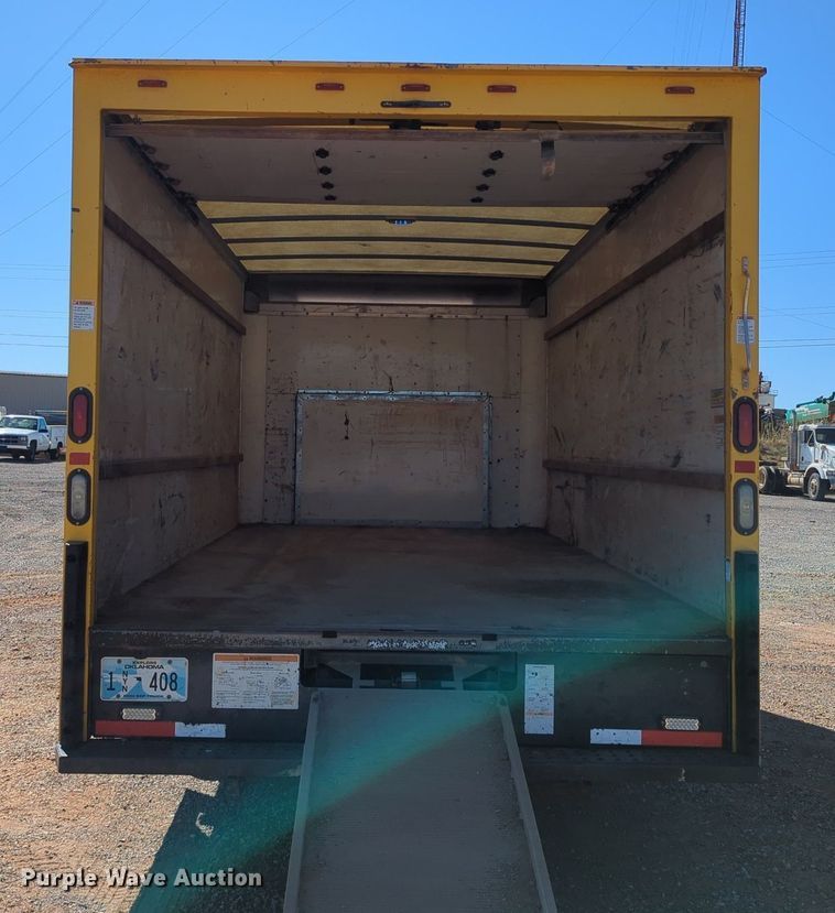 image for item LY9441 2012 Ford E350 Super Duty  box truck