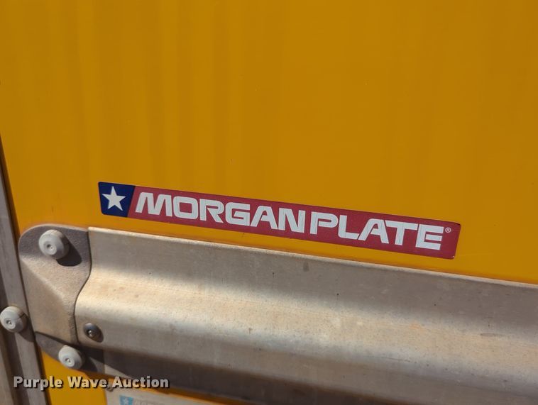 image for item LY9441 2012 Ford E350 Super Duty  box truck