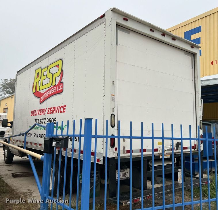 image for item MH9943 2016 Ford E350 Super Duty  box van