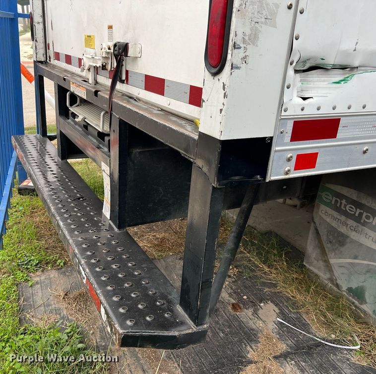 image for item MH9943 2016 Ford E350 Super Duty  box van