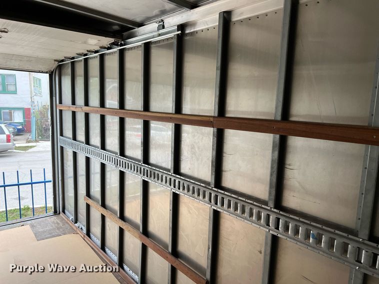 image for item MH9943 2016 Ford E350 Super Duty  box van